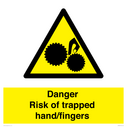 danger-risk-of-trapped-handfingers~